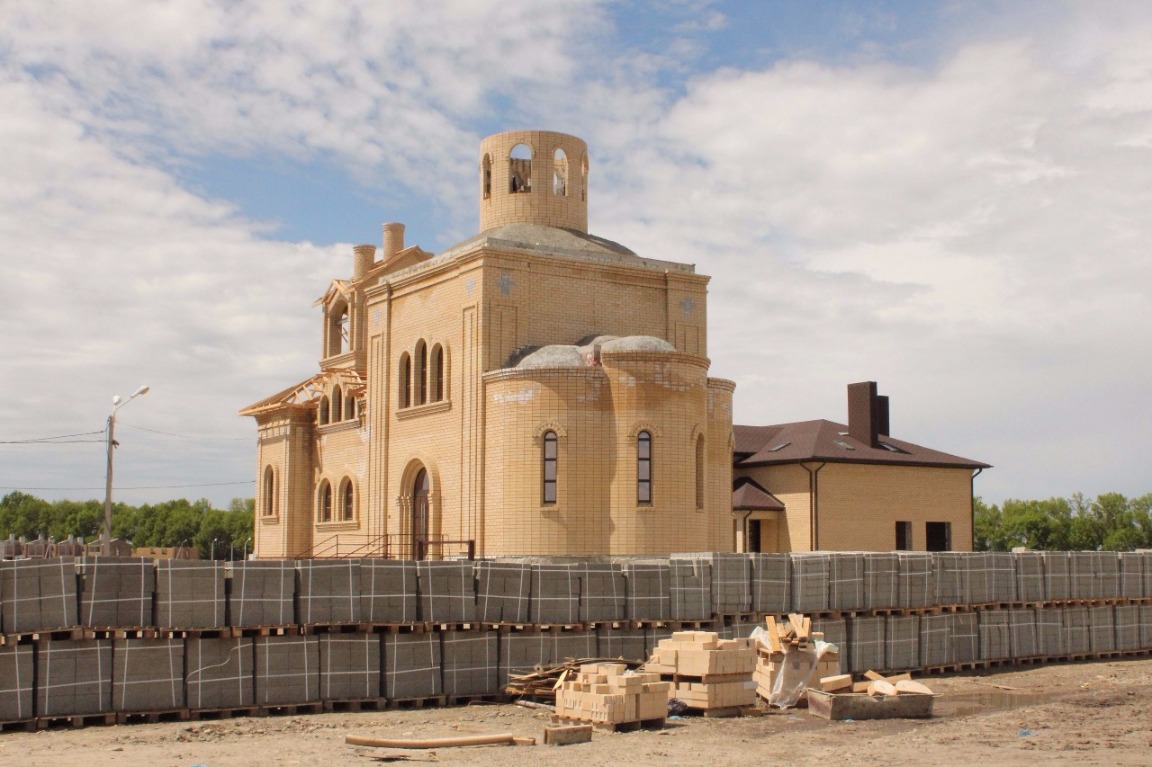 Ход строительства Храма св. вмч. Артемия в ЖР Гармония за Май 2017