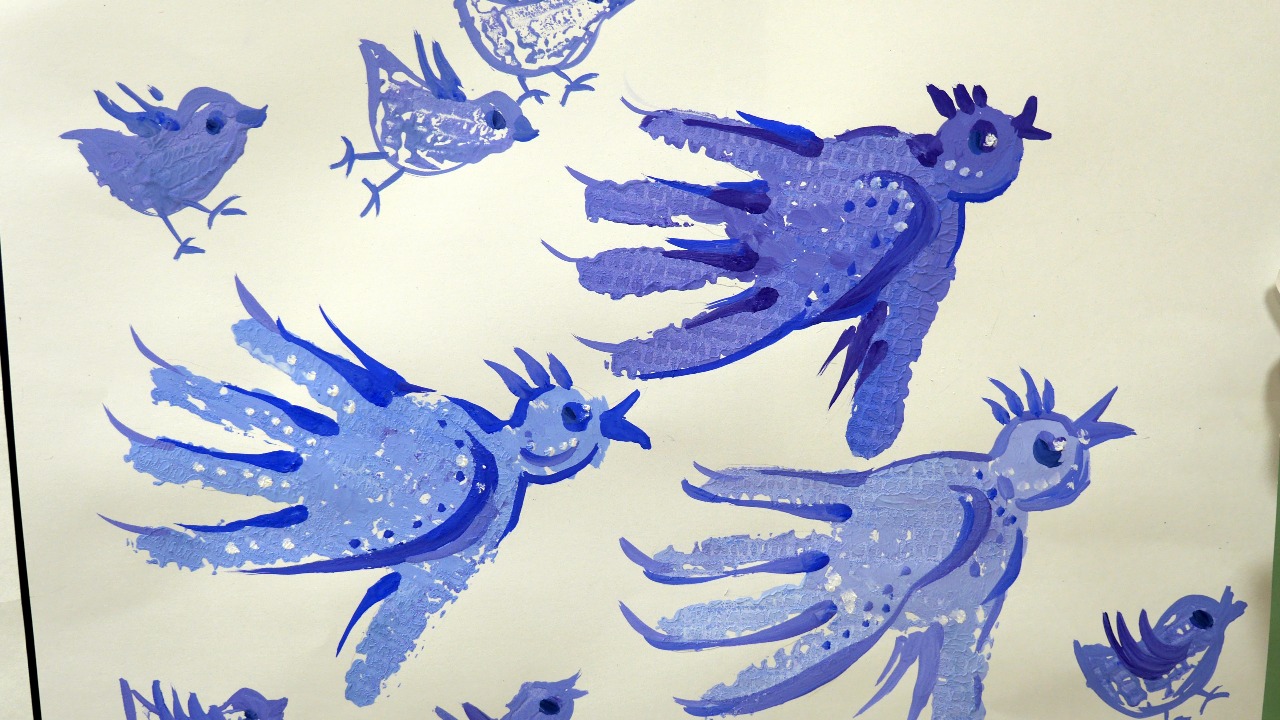 Дети синей птицы. Синяя птица мастер класс. Синяя птица иллюстрации. Художественное рисование птицы синие и красные. Птица синяя рисование в старшей группе.