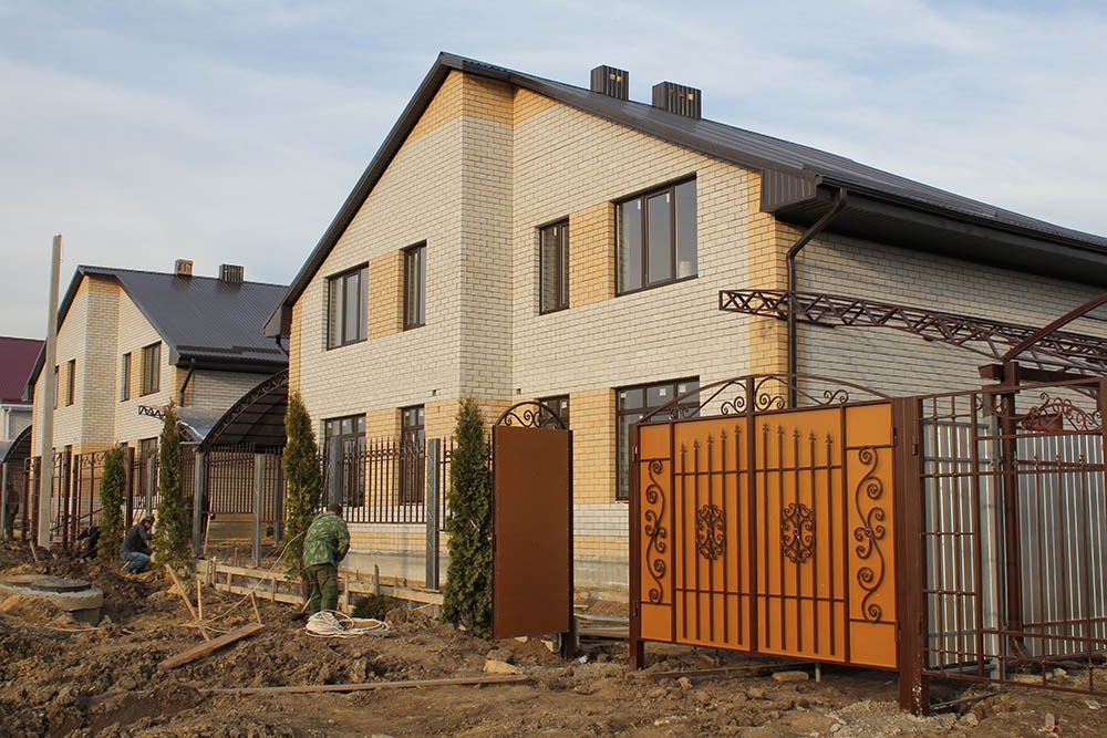 Ход строительства домов в ЖР Гармония за Зима 2015 - 2016 г.Михайловск
