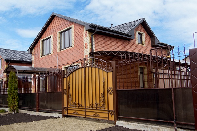 Купить дом в Михайловске: факты о городе, типы домов 