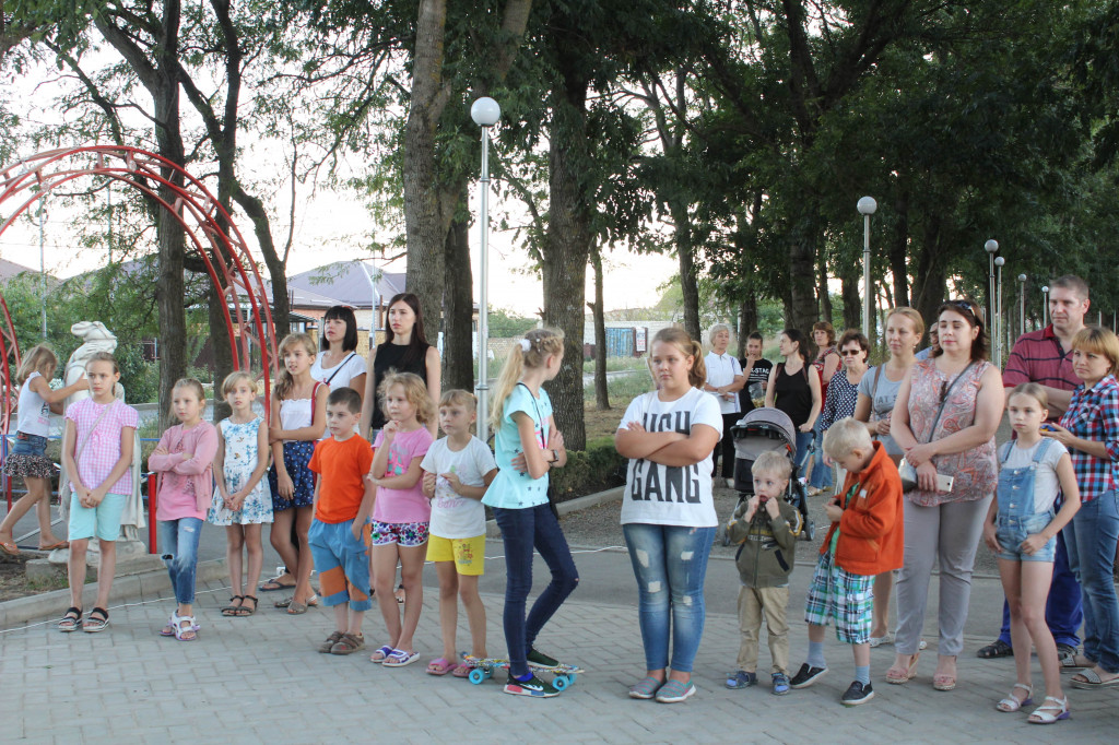 На аллее Ласточек прошли арт-площадки и концерт талантов «Гармонии»