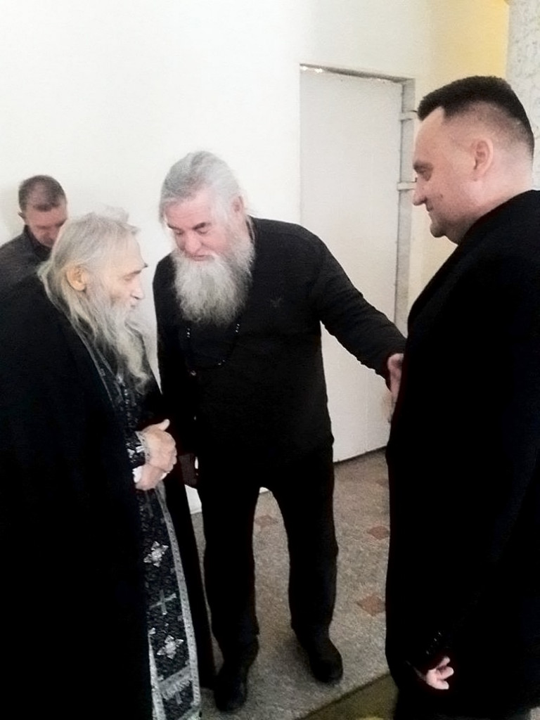 Сергей Захарченко поздравил духовника Патриарха Кирилла с Днем Ангела