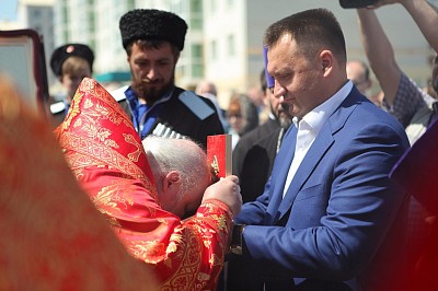 Фото Гармония | 02.05.2017 - Крестный ход в честь принесения мощей святой блаженной Матроны Московской - 43