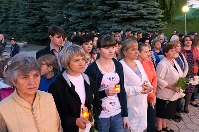 Фото Гармония | 22.06.2017 - День памяти и скорби: факельное шествие в Михайловске - 12