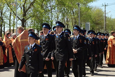 Фото Гармония | 02.05.2017 - Крестный ход в честь принесения мощей святой блаженной Матроны Московской - 56