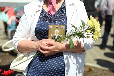 Фото Гармония | 02.05.2017 - Крестный ход в честь принесения мощей святой блаженной Матроны Московской - 52